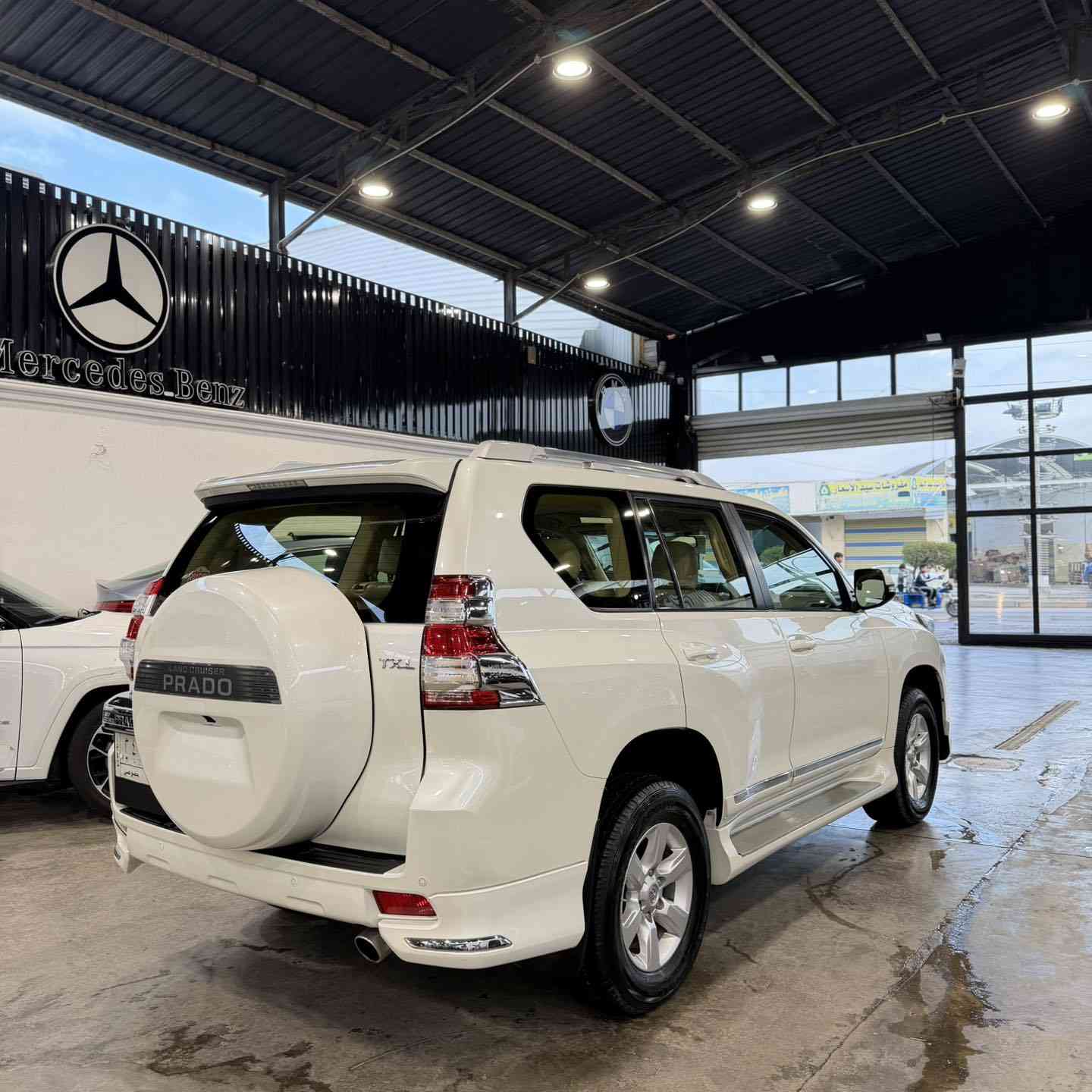 � تويوتا برادو TXL موديل 2017
سيارة نظيفة جداً ومميزة لعشاق البرادو 💎

✔️ مكفولة كفالة عامة
✔️ ماشية فقط 49,000 كم
✔️ فئة TXL تجهيزات كاملة
✔️ محرك قوي واعتمادية تويوتا المعروفة

سيارة استخدام خفيف وحالة ممتازة جاهزة للاستلام 👌

📍 بغداد – الكاظمية – جكوك قرب مرور الكاظمية
🏢 شركة علي الشيباني لتجارة السيارات

📞 للاستفسار والحجز:
***********-***********

�
