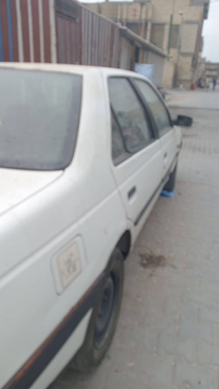 سلام عليكم سياره بيجو نضيفه ٤٠٠٥ سياره خير من الله كفاله من صبغ وضربه كير ومكينه مامفتوحات بيه دوس وبطاين خياسات قليل بسمي سياره رقام انكليزي موديل٩ سعر٣٥ وبيه مجال الطيبين لعنوان بغداد مدينه صدر رقم لهاتف ***********
