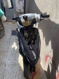‏دراجة للبيع كامكو ما مفتوحة الدراجة دراجة بيها بخار يعني عاوزة تشفي ب...