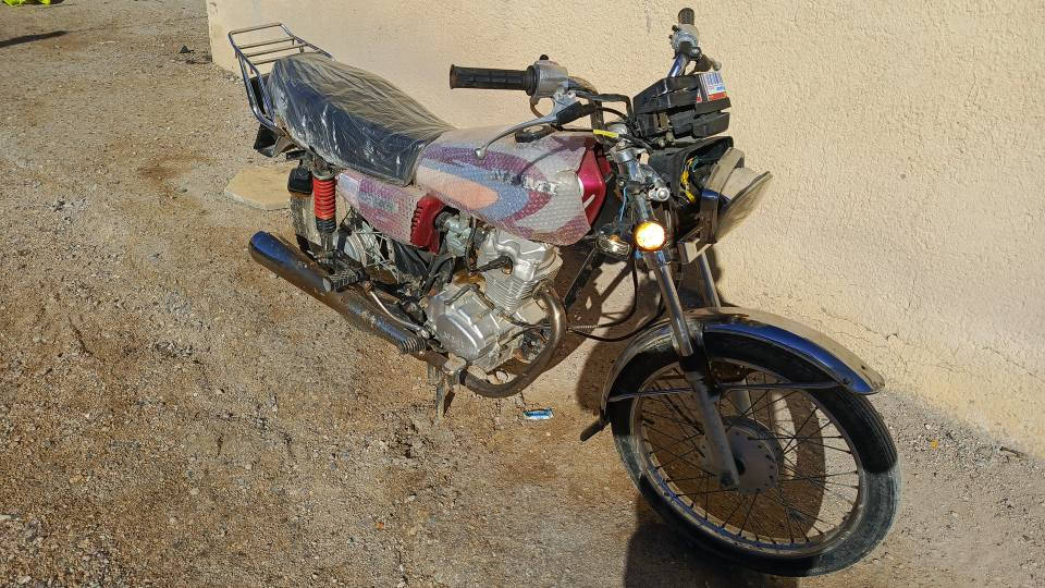 سلام عليكم نامه شلامجه مديل 23ارواق اصولي للبيع عله وضعهه بيهه حادث بصيط بلوجه ب850 مكاني رميثه الشراي يتصل ‏‪***********‬‏
