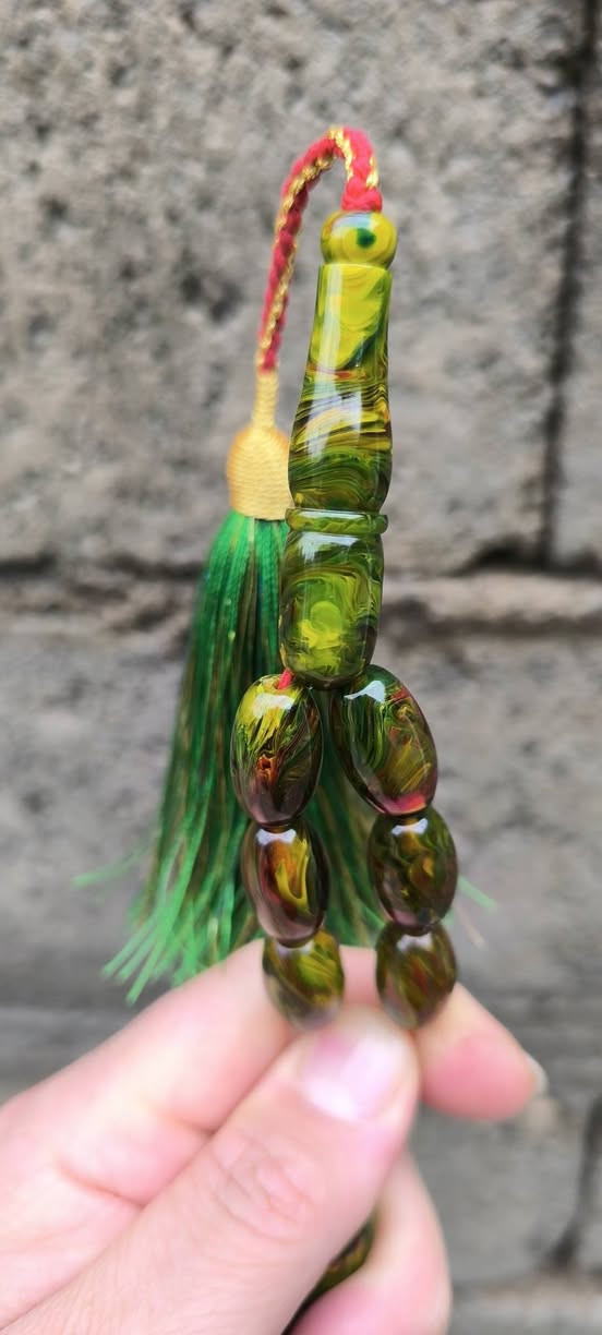 ‎للــبیــع        ‌
✂﻿🧵📿✂﻿🧵📿✂﻿🧵📿﻿🧵✂﻿🧵✂📿﻿🧵✂📿﻿🧵
 سبحة فاتوران 33 حبة جراخ يدوي ايراني
 يوجد‎ حلبجة, السليمانية


**إذا كنت صاحب هذا الإعلان وتريد حذفه لأي سبب، رجاءا أرسل رسالة إلى الدعم الفني**