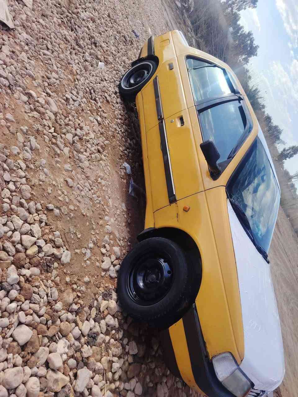 السلام عليكم بيجو 405 موديل 2010سياره جاهزه وخير من الله كير مكينه كفاله حداديه جديد تخم تأير جديد خياسات ماا بيها مصفره هيئه وغرامات تحويل مباشر رقم بغداد ابلاديه ماا بيها كول ضربه معروضه 28وبيها مجال مكان السياره بابل محاويل قريه البعلوان الشراي يتصل ***********
