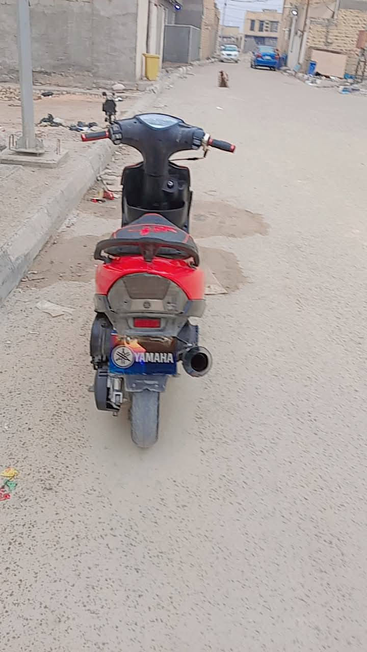 سلام عليكم دراجه للبيع او مراوس بيراني حسب القناعه بوشه 55شلعه ومعدل تزود خارجي كهرباىيات كله شغاله سعر425وبيه مجال ملاحضه جبنت الملف طاكه فقط مكان سوك الشيوخ ***********
