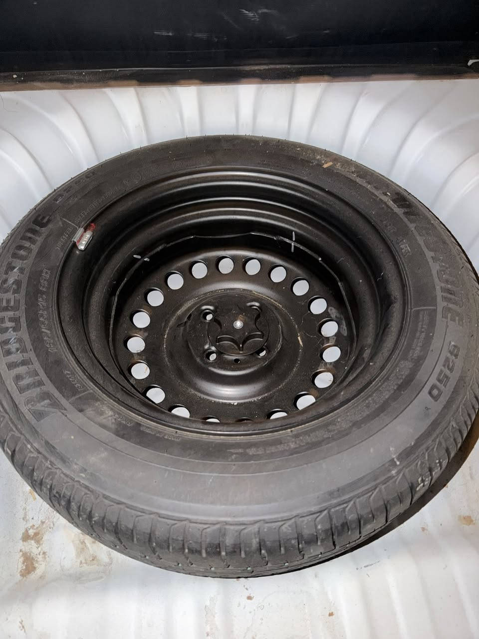 السلام عليكم 
نسيان سني موديل 2025 
ماشيه 34 الف حقيقي السياره جديده ماشاء الله 
اشاير بالمري + تحكم ستيرن + قطعتين تبريد + شاشه شركه + كبات شركه موجوده 
السياره بيها وكاله تريد وكاله تريد مداور 
مكان السياره الكوت 
والسعر 123وبيها مجال بسيط 
وهذا رقمي ***********
