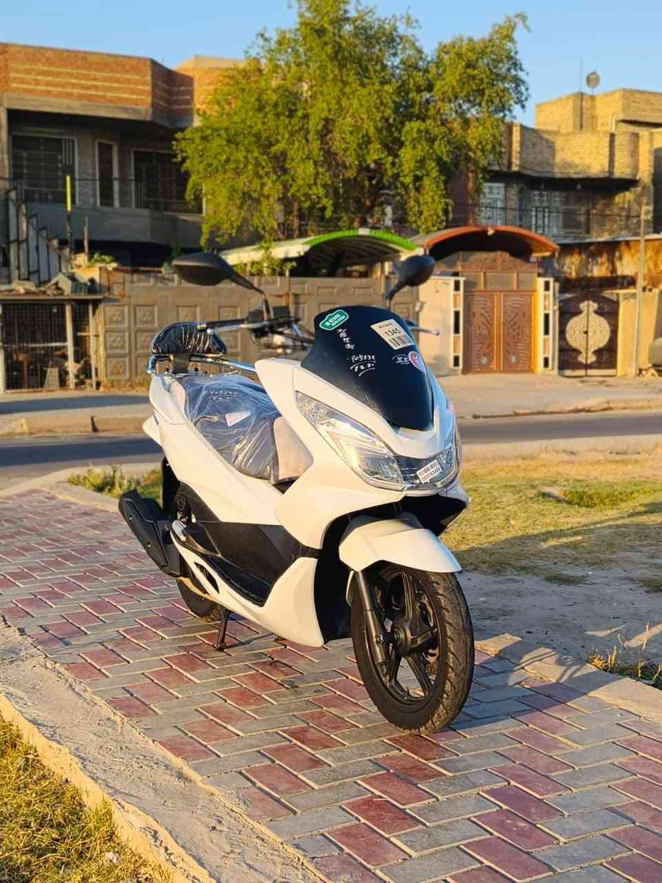 سلام عليكم.... 
دراجة  (PCX)(جيل الثاني)🛵 للبيع
دراجة شلعه معدل كهربائيات كلهه شغاله 
دراجة جديده بلاديه 
أي نقص مابيهة
جيب فيتر وتعال افحص
العنوان بغداد مدينه الصدر  الاستفسار الاتصال على الرقم 📞 ***********
