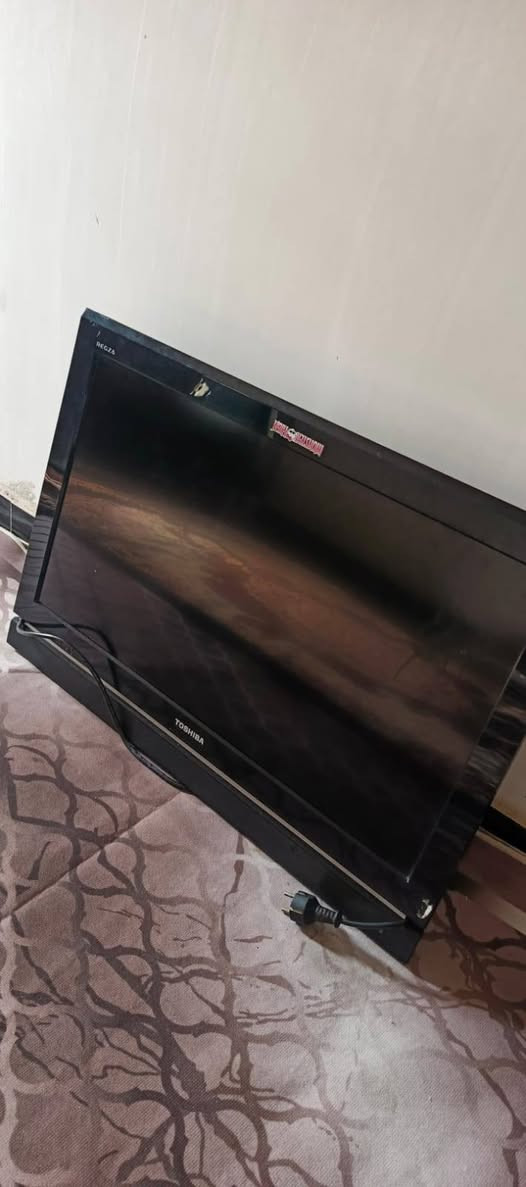 شاشه للبيع شغاله بدون نت وياها بلي توو للبيع


**إذا كنت صاحب هذا الإعلان وتريد حذفه لأي سبب، رجاءا أرسل رسالة إلى الدعم الفني**