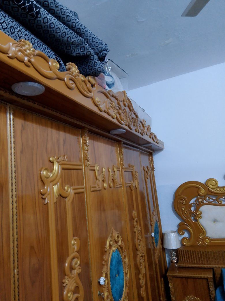 السلام عليكم
 غرفة تسگام درجة أولى نضافه ٪90 
متوازين على بيعتها للتفاصيل أزيد الأتصال على الرقم *********** مكاني نجف ابو صخير
