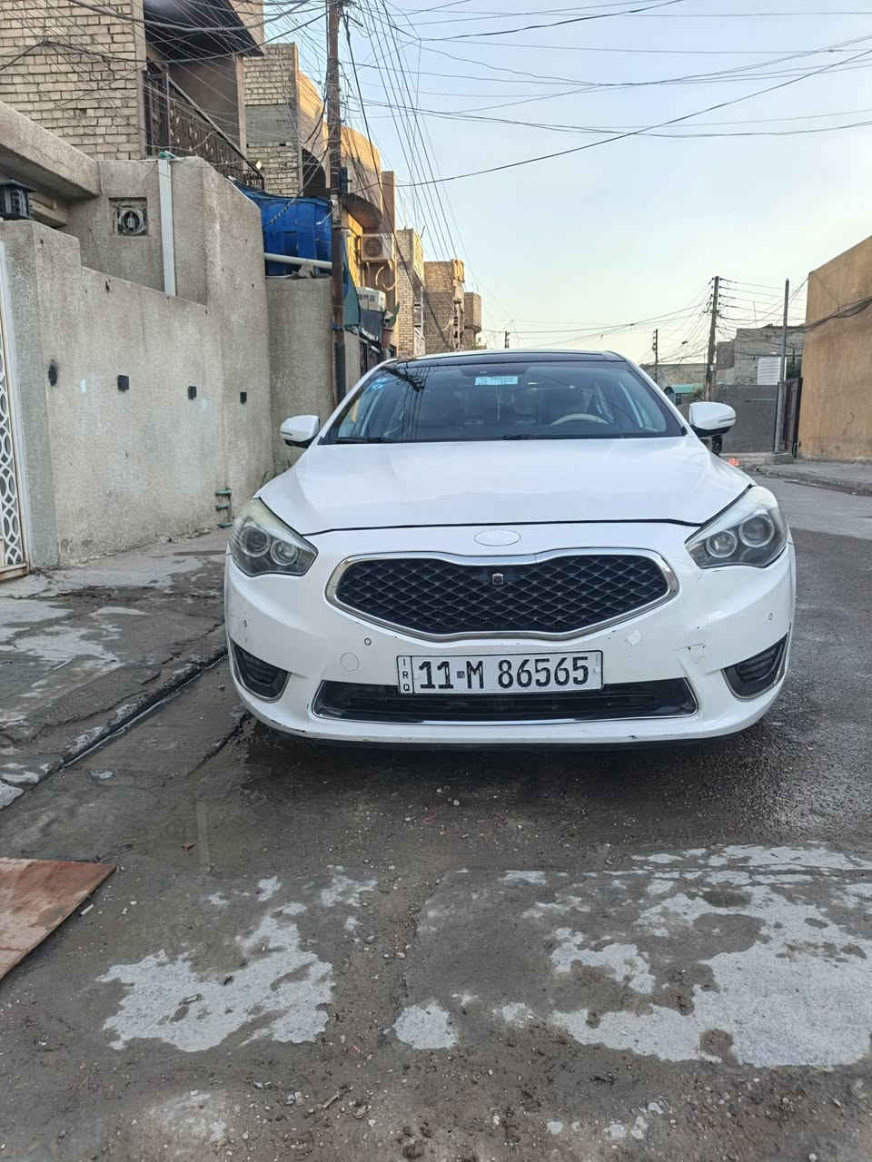 السلام عليكم شباب للبيع فقط kia cadenza _k7
Sxl اعله فئه بلعراق طلب خاص من مواطن امريكي 
موديل 2015 رقم بغداد باسمي رقم مميز 86565
السياره بدون تبديل ابدا  ليبل واحد __ بيه قطعتين صبغ جاملغ ايسر وبنيد فقط
  مكينه 6v 3300 gdi طاحونه ✈️
تسارع مخيف ومرعب ال 200 زلاطه ✈️
((((((( المواصفات طلب خاص ))))))))) 
1) بصمه تشغيل وبصمه ابواب وصندوق 
2) بنانوراما طكتين 
3) سقف كنتارا نفس نضام المارسيدس شامو
4) الاناره داخليه ثلاثيه الابعاد 4 g 
5) مراه وسطيه عاكسه للضوء تلقائيا 
6) داخل مميز مطعم بثلاثه الوان بيجي اسود قهوائي
7) نضام طوارى وانذار
8) ماسحات اوتو من تمطر تشتغل تلقائيا 
8) تبريد بيانو
9) تبريد قطعتين 
10) كشنات جلد 
11) كشنات امامي خزن مموري وضعيتين
12) كشنات امامي تحكم كهرباء
13) كشنات امامي تبريد
14) كشنات امامي تدفئه
15) كشنات خلفيه تدفئه 
16) ستيرن تحكم كهرباء
17) ستيرن تدفئه 
18) ستيرن تحكم اربع جهات 
19) ستيرن شفتات رياضيه 
20) ساعه وسطيه ملكيه نضام عقارب 
21) سيدي جنجر 8 قرص 
22) سماعات انفنتي 12 سماعه 
23) شاشه كبيره 
24) شاشه اعطال 
25) شاشه دشبول الكترونيه مع كيج سرعه الكتروني 
26) كامره اماميه 
27) كامره خلفيه
28) كامره محيطيه عدد 5 محيطيه 360 درجه 
29) حساس امامي 
30) حساس خلفي 
31) رادار امامي 
32) رادار خلفي 
33) مري كامره
34) مري شفط
35) مري كهرباء
36) مري اشاير
37) مري قلاب عند الرجوع للخلف 
38) مري ترحيب 
39) برده خلفيه عند الرجوع تنزل تلقائيا 
40) اوتو هولد 
41) هند بريك بصمه
42) تحديد مسار
43) نقطه عمياء 
44) لد امامي 
45) لد خلفي 
46) ويل كب كروم 
47) تاير 19 رياضي 
48) حساسات ايطار الهواء 
49) لايت ديناميك متحرك مع الاستيرن
50) لايتات زنون اصلي عالي ناصي بلوجكتر 
51) حاكيه اتصال بلوتوث 
52) نضام تعليه الصوت عند المشي من تعبر ال 60 كيلو 
53) نضام انخفاض الفان عند التبريد
54) تجوه ملكيه وسطيه  تحكم 
55) شاشات خلفيه 
56) نضام ترحيب شعار كيا عند الدخول للسياره 
57) جام امامي عدد 2 اوتو 
58) نضام ترحيب عند الاقتراب من السياره 
59) حساسات ماسحات الماء عندما تكون غير ممتلئه
60) تنبيه الاستيرن عندما يكون ايمن ام ايسر 
61) اناره ارضيه بلاديه عند الترحيب من كيا
62) دوسه ضوئيه كادنزا 
63)نضام اي بي اس مانع انزلاق
64) حساسات تشتغل مزدوجه في الشاشه والدشبول 
65) نضام تراكشن 
66) اربع دسكات 
67) ارضيات بلاديه من تاريخ الصنع 
68) منافد شحن امامي وخلفي 
69) نضام مموري خارجي يدعم خرائط
70) حبايب كلبي واخوتي السياره مصنوعه في امركيا ب 2015 مبيوعه لشخص ثاني في امريكا في 2016 صار بيه حادث ب 2017 تم دخول للعراق في 2018 تم استلامها من قبل صائغ ذهب في العراق واني اشتريته منه اني المالك الثاني في العراق
السياره ماشيه في امريكه 30 الف ومن اخذتها ماشيه 90 الف وهسه ماشيه 146 الف يعني بل مايل ماشيه 90 الف تقريبا  
السياره بيه بعض التلحيضات يحتاج ترتيب بسيط اني ما متفرغ اله__ ملاحضه مكير وكير ما ممدود عليهن سبانه ابدا من تاريخ الصنع )  اليشوفه غاليه يدعيلنه بلرزق والسوك كلشي بي 
ولا تكسر بحلال الناس تره موديل 12 جاي ينعرضن ب ١٢٥ الله وكيلك  واسف على الايطاله 
السعر المطلوب ( 138 ) 
مكاني بغداد زعفرانيه 
للاتصال  ***********
