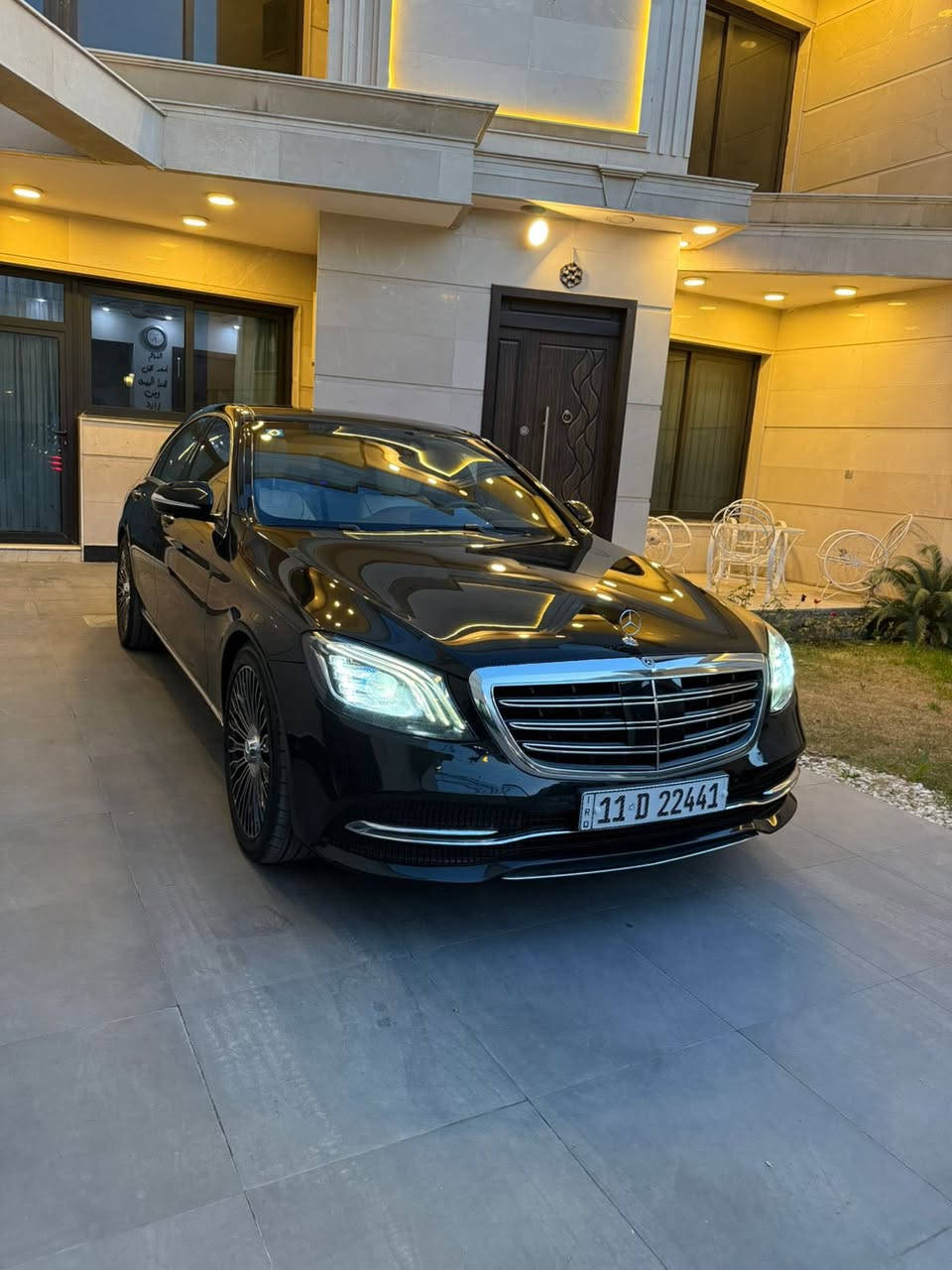 السلام عليكم للبيع فقط
مارسدس s500 . 2018 
5 فصوص فول مواصفات 
وكالة المانيا ضمان دولي بصمتين
محرك v6 سته سلندر 
ماشيه 90 الف km 
السياره مكفوله من كلشي بدون اي نقص 
تخم ويل تخم تاير قبل يومين شديتهن
رقم بغداد بسمي سياره 
السعر 50000$ 
العنوان . بغداد . شارع الصناعة . كراج الأمانة
***********
