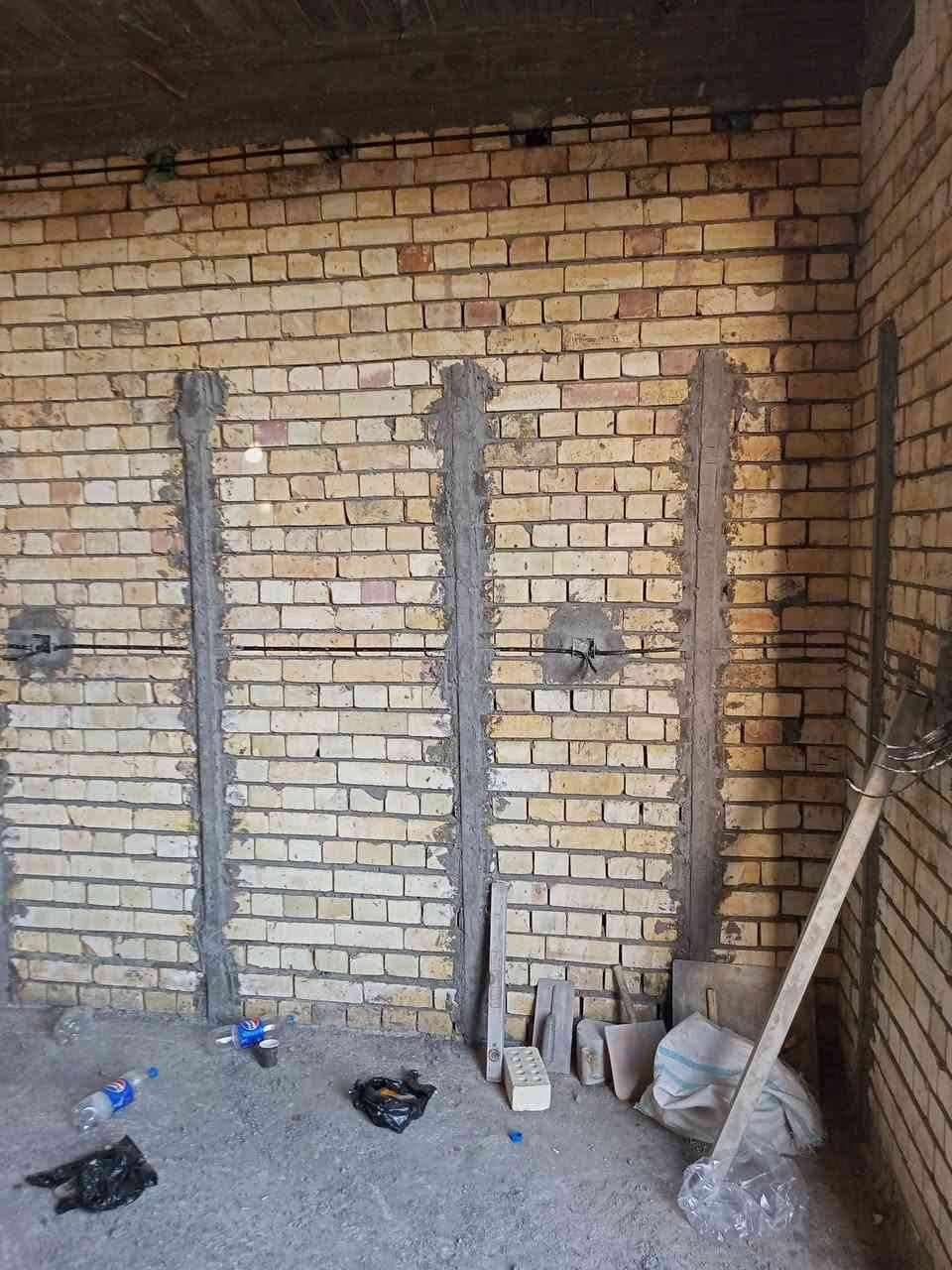 ابو حسين السوري لباخ سمنت داخلي خارجي مصاطر ناعم تشميع جرارة طلس نثر تصفير ارضيات  مسابح ***********
