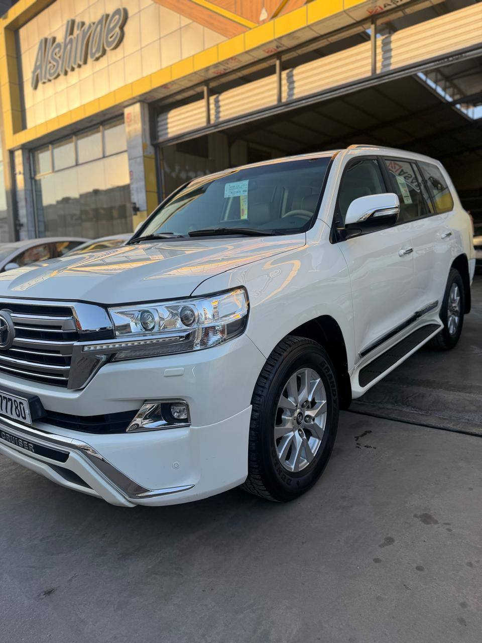 السلام عليكم لاندكروز ٢٠١٨ بريم اصل ماشيه ٨٦ الف
فول موصفات
بصمه
فتحه
كشنات جلد وكهرباء
شاشه كامره خلفيه
حساس امامي خلفي
دبل ماوس
مري جانبيه قلاب
لد نهاري
تشغيل عن بعد
زراك لايت
شاشه خلفيه
سونار موضح بل صور فقط صبغ بسيط
جديده جدااا
تخم تاير جديد
رقم بغداد 
سعر ٤٧٠ بيه مجال بسيط
للتصال***********
مكان سياره بغداد معارض البياع
