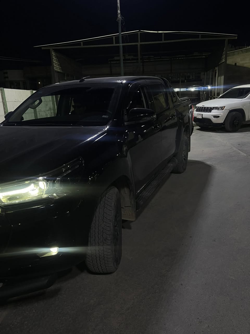 TRD 2022 اسود 📍
🔥السيارةً وكالة ساز 
🔥مكفوله السيارة كفاله عامة من كل شي 
🔥شحن لاسلكي 
🔥رقم بغداد 
🔥ماشي 47 ألف
🌹ترهم مراوس حسب القناعة 
لاستفسار ***********
السعر 345 ورقة وبيها مجال بسيط 
أ لعنوان بغداد الشعب 
غير متواجد هنا
