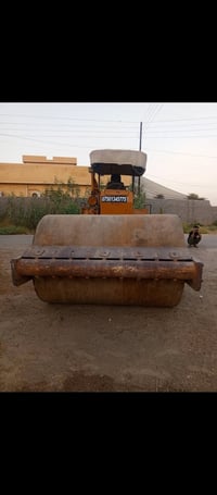 رولر ساكاي • معدات بناء