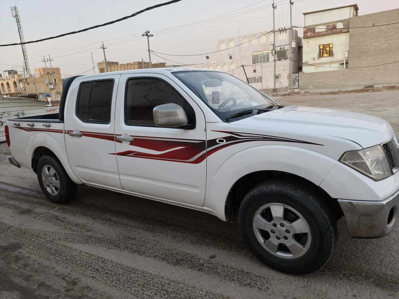 السلام عليكم بيكم نيفاره مديل ١٠ رقم بغداد صدامي وارثه موجودين بغداد ابيع كوم حديد السياره معمرها ستوني كله جديد كير اوتو مكينه سمكره صبغ عام دوشمه ومنضومه غاز ستوني شادها من المعمل بيها صيانه سنه مكان السياره واسط كوت السعر ٦٢ /رقم الهاتف /***********
