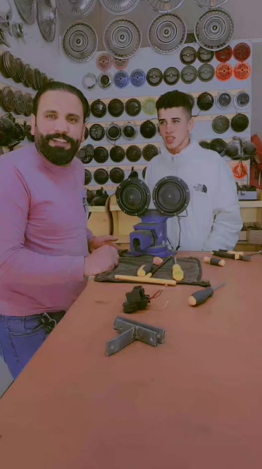 سلام عليكم هورنات بوش حلوات بس يرادلهن فر السعر 150 وبيهن مجال
مكان شعله حي الجوادين قرب السوك ***********
