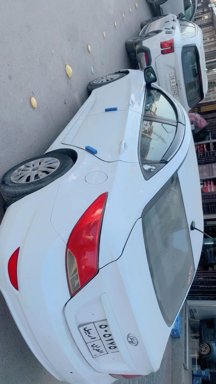 للبيع اكسنت موديل 2017 سياره كفاله وجديده ماماشيه هواي جيك ما مشتغل بيها جاهزه من كلشي تريد وكاله او تحويل مباشرتااا السعر 105 من الاخير مكان السياره حله مكينه 1600 المرغوب الاتصال ***********
