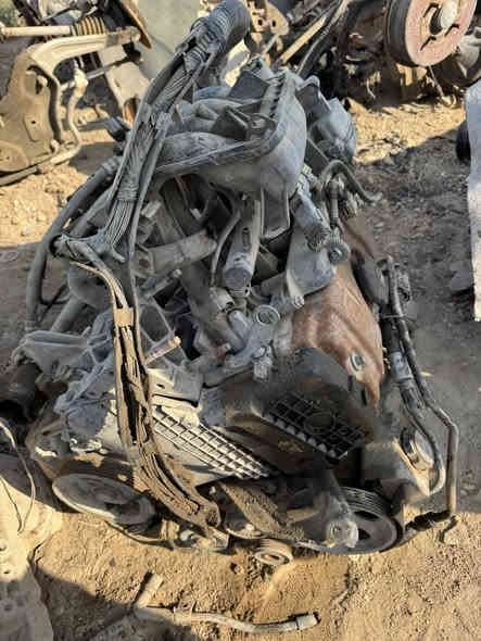 محرك وكير بيجو 307 كلش انظاف شرط الشغل عنوان حله طريق حله نجف مقابيل الشقق السكنيه كراج حجي حافظ توجد خدمه توصيل 
***********
***********
