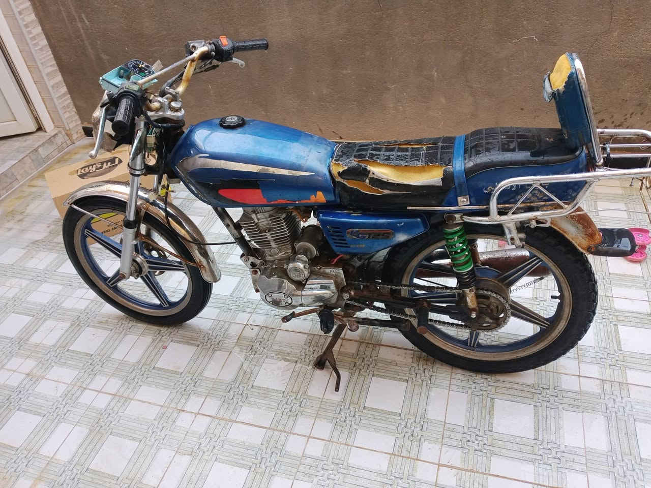 سلام عليكم بارت 21 للبيع كلك دراجه شوفت عينك مكينه تخبل مفتوحه سعر 350 وبيهه مجال مكان ناصريه مركز ***********
