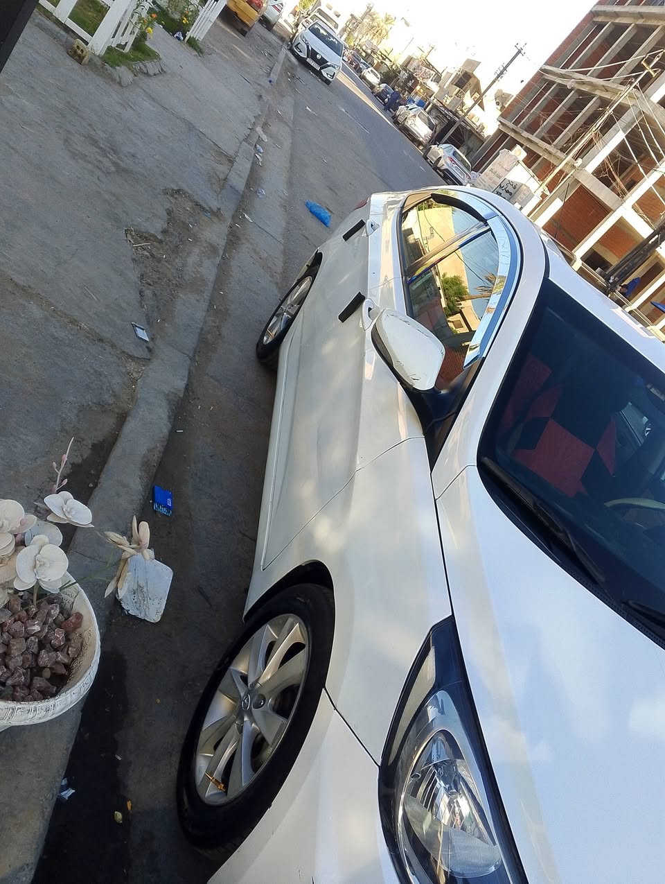 اكسنت 2015 
فول مواصفات 
شاشه فتحه سقف 
اشاير بالمري 
تحكمات ستيرن 
ماشيه 117,000
 بيها صبغ شاملغ وتبديل بنيد نفس اللون 
 السعر 100 وبي مجال بسيط حك الجيه تجي وتشوفهه وتكلبهه سياره خير من الله 
السياره باسمي 
رقم انجليزي دولي 
 العنوان حي الجامعه قرب نفق الشرطه 
***********
***********
