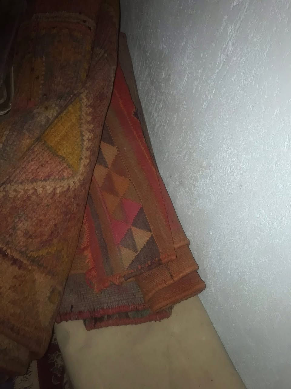 النجف حي السلام ،،الي ياخذهن كلهن شلعه وحده اتساهل ويا ،، كلهن نظيفات والاسعار مكتوبه


**إذا كنت صاحب هذا الإعلان وتريد حذفه لأي سبب، رجاءا أرسل رسالة إلى الدعم الفني**