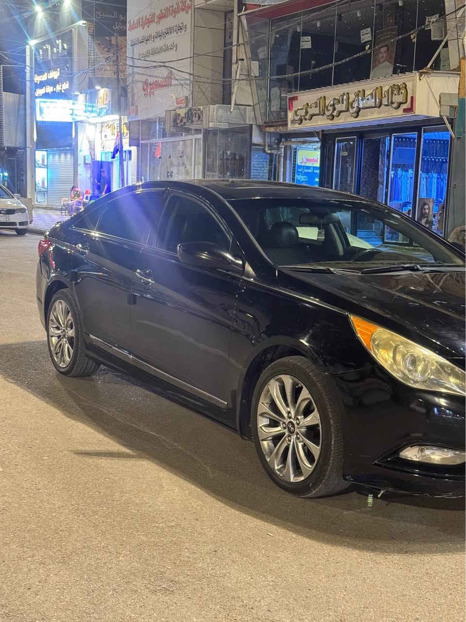السلام عليكم

للبيع سوناتا ٢٠١٢
وارد أمريكي فول مواصفات
بصمه فتحه تحكم استرين كشن كهربائي كامره بلادي
الضرر ربع جاملغ خلفي (حادثه الأمريكي) والباقي كفاله
كير ومكينه وحداديه كفاله 
السعر ١٠٥ وبيه مجال 
للاستفسار *********** النجف, العراق
