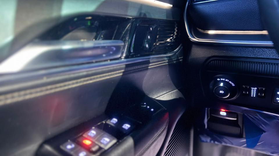 JEEP WAGONEER, SERIES III 
 
بيع مستعجل!
جيب  واجونير 2024 
تظليل سنوية 
رقم اربيل ب اسمي ثاني يوم احولك .

 
سعرها 41،500$ 
مكان السياره بغداد 

ماشية 34،000 كيلو

 فول مواصفات للاخير اعلى مواصفات بيها داخل اسود كشنات Vip منفصل محرك 5.7 ثمانية سلندر تنفس طبيعي  

موديل : 2024

مواصفات 

*بصمة 

*بانوراما على طول السقف  يعني فتحتين سقف 

*كشنات جلد منفصل 

*كشنات كهربائية 

*كشنات تدفئ وتبريد 

*تدفئ بالستيرن  

*رادر امامي 

*رادار جانبي 

*شاشة حجم كبير 

انظمة مساعد السايق

*دفع رباعي 

*دوسات كهرب 

*نظام الركن الالي 

*تشغيل عن بعد 

*خزن كشنات ثلاث وضعيات

*سستم صوت من الشركة الامريكية الفاخرة McIntos

مواصفاتها ماتخلص 

السيارة كلين بدون حادث   انطخت هنا بل عراق صبغ نص جاملغ جهة الصدر بدون ارباك طخة خفيفة كلش
 
للاستفسار:
***********
