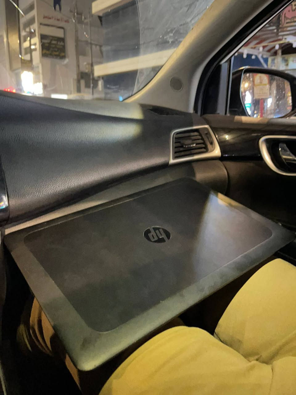 السلام عليكم لابتوب للبيع النوع  hp
مستخدمي قليل 
شرط تفحصه قبل متاخذه 
يصلح للبرامج الهندسيه 
السعر  250 وبيه مجال بسيط 
المكان النجف


**إذا كنت صاحب هذا الإعلان وتريد حذفه لأي سبب، رجاءا أرسل رسالة إلى الدعم الفني**