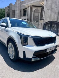 كيا سورنتو موديل 2025 خليجي  سياره مكفوله كفاله عامه حتى الدعاميات بدو...