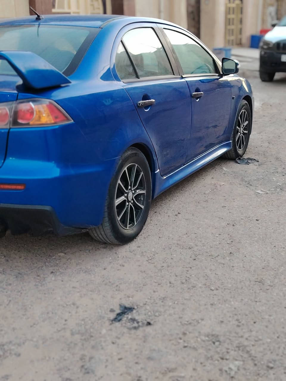 السلام عليكم لانسر قرش موديل ١٧ سياره حلوه وجاهزه مكينه كير كفاله تبريد ثلج حداديه سياره رقم أربيل حادثه حلو وسونارها موضح بالصور سعرها ١٠٥ وبيها مجال خاص مغلق رجائا لميعجبه لمنشور يترك أثر طيب لاتصال ***********
