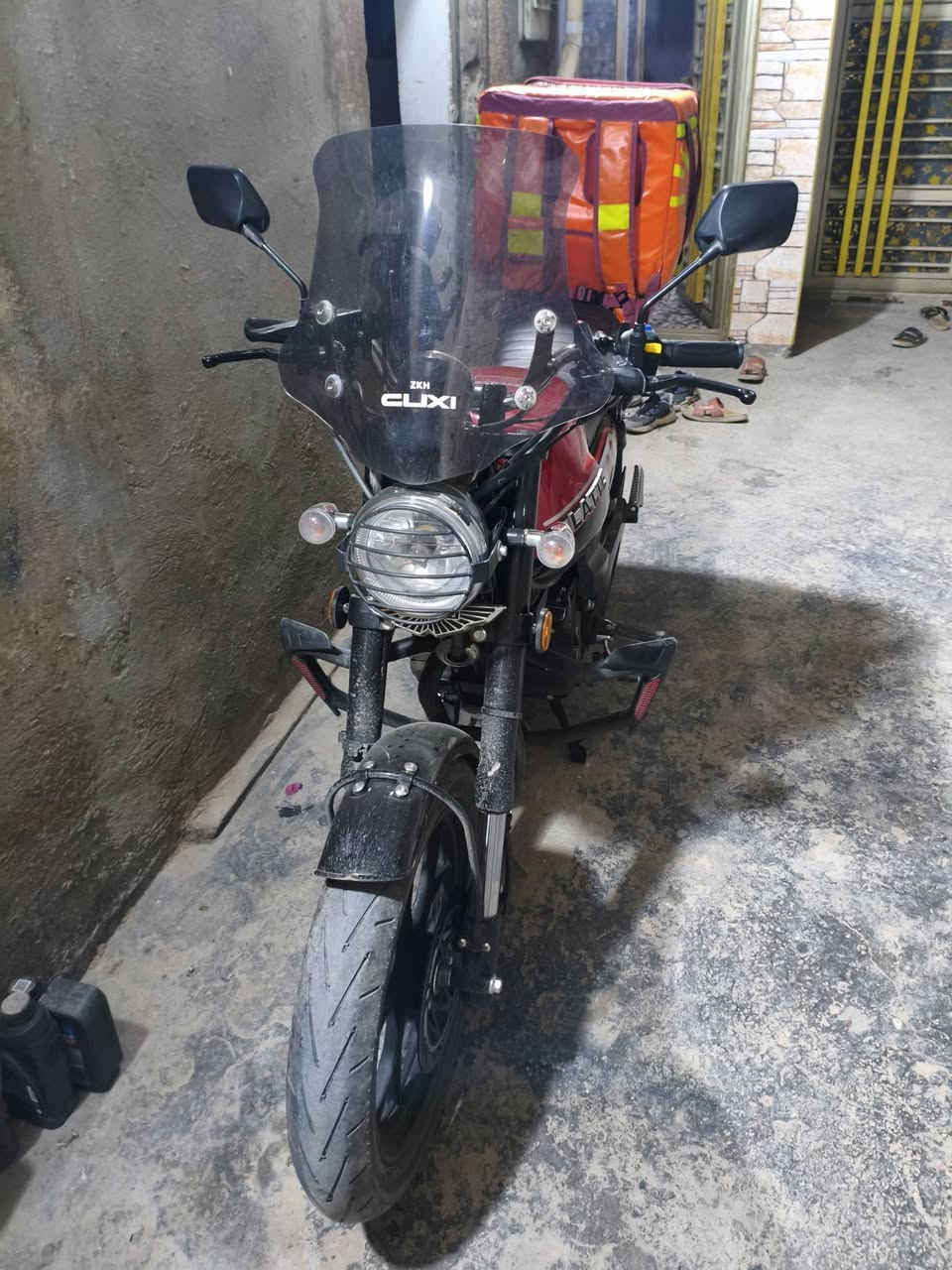 سلام عليكم
دراجة دايوان لاتي موديل 25رقم اربيل 
ماشية 25الف تحويل ثاني يوم قابل للزادة 
لبيع سعر 2500بيهة مجال مكاني بغداد شعلة 
رقم تليفون ***********
