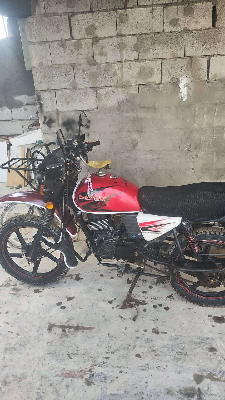 السلام عليكم دايوان جبلي 21 اوراق سكنر كامله اي نقص مابيها مكينه 200 تخم تاير جوبلس مليون وبيها مجال بغداد قرب بسمايه ***********
