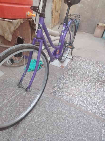 شباب بيسكل البيع موديل25 بيسكل نضيف مدكره الكدامه ضيع سعر البيسكل قفل قفل قفل ب75لحد يدخلي ابو 70او غيره ما ابيع بغير اضه سعر مكاني حي المعلمين القديم واستاب متواجد 0772 161 7944
