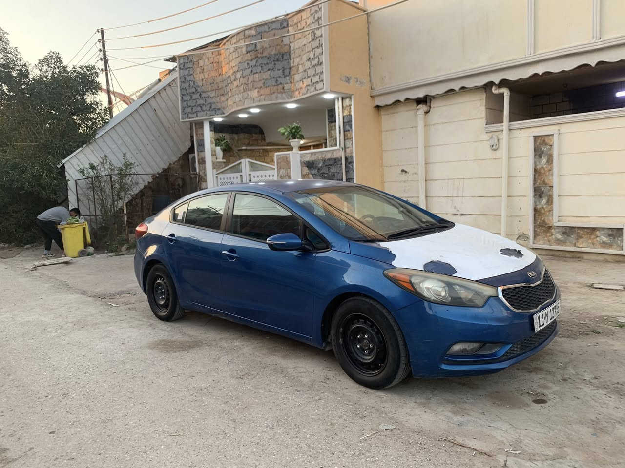 فورتي البيع موديل 14 بيها قطعه وحده صبغ جاملغ خلفي فقط السعر 100 ***********
