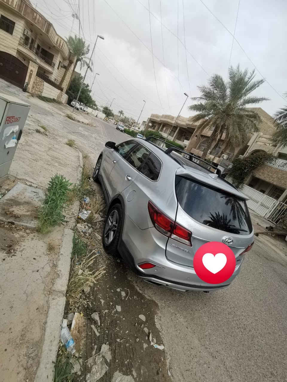 المواصفات
سنتاڤي 7 راكب موديل 2018  
وارد امريكي 
اللون سلڤر 
رقم بغداد السنوية بأسمي تحويل مباشر 
بانورما 
4 كاميرات 
رادار
حساسات 
جنطة كهربائي
فور ويل 
محرك 3300
ماشية 57 الف ميل 
رقم الشاصي والسونار والحادث موجود بلسونار 
السعر 160 وبيه مجال قليل 
مكاني بغداد شارع فلسطين 
رقم التواصل ***********

