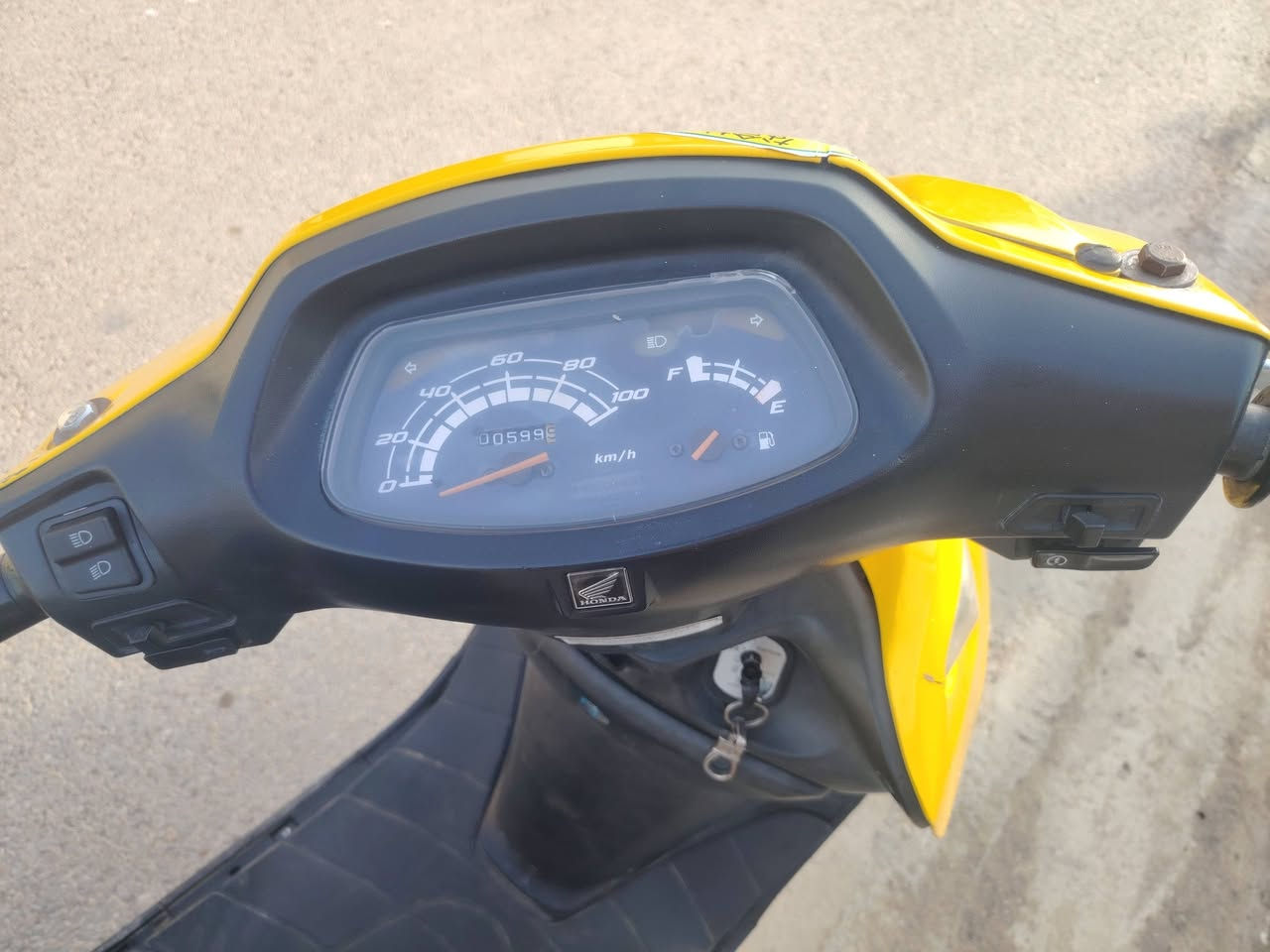 السلام عليكم سبيسي ياباني لبيع كلهه شغاله لستفسار الاتصال عله الآقام ***********
