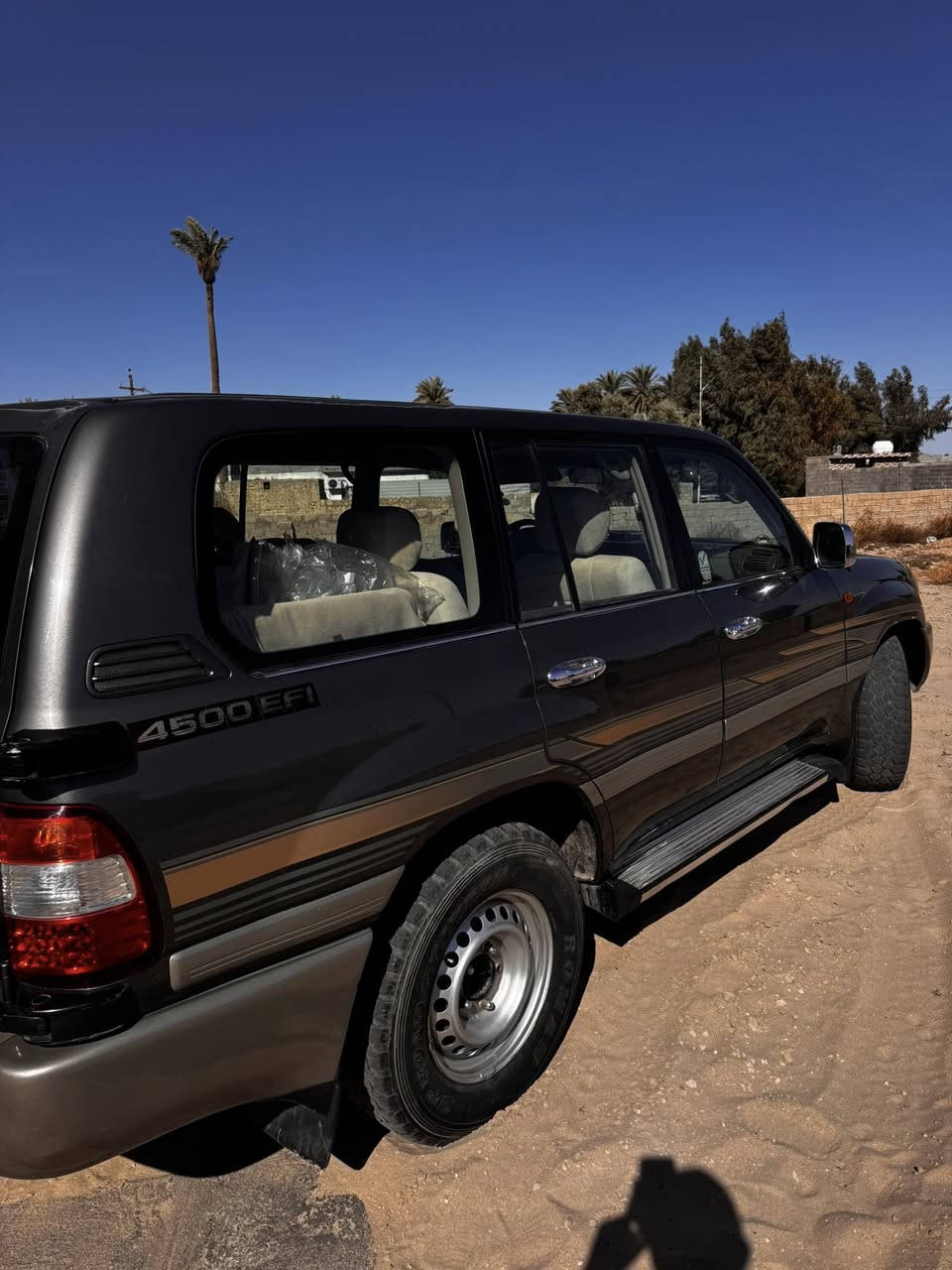 لاندكروز 2002 كير عادي كير محرك مكفول سياره مكفوله بلاديه السعر 140 ورقه وبيه مجال ***********
