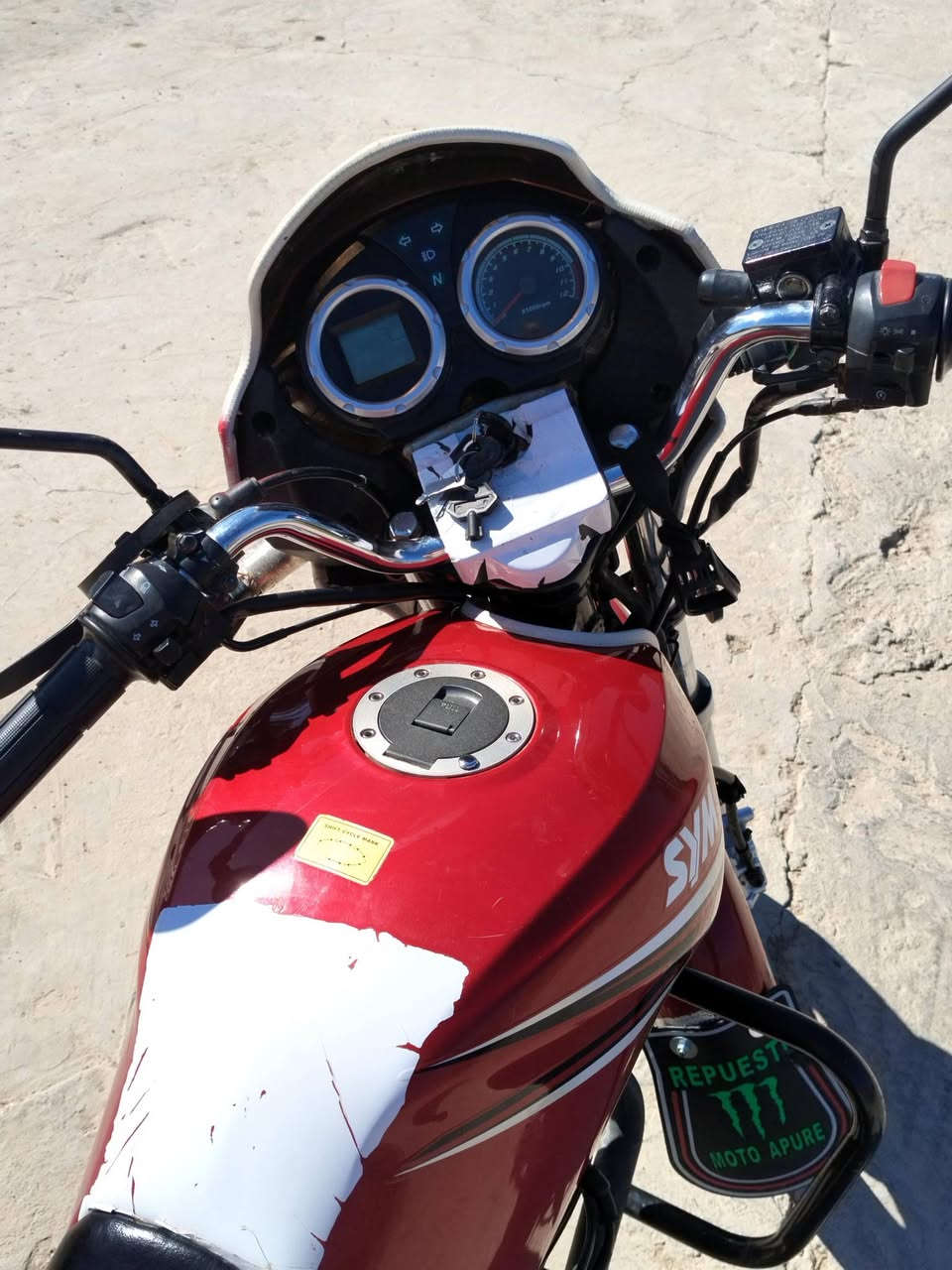 سلام عليكم 
للبيع .
سايم 2024 
اوراق كامله  محرك مالاعبه عليه سبانه
  بي بس الاشاير نقص

للاستفسار./ خاص
 او هـ /***********
