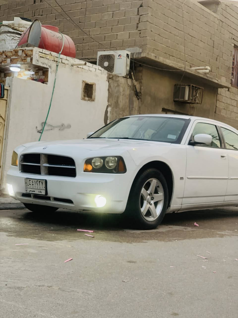 السلام عليك DODGE GARGERللبيع
سياره كفاله بحاله الوكاله ما مشتغله خط زيرو حدايده امامي خلفي 

جارجر  2010

محرك 6سلندر حجم 3500 اصل abs

كير اوتوماتيك شرط المحرك والكير ولاكسل ذهب 

رقم  رقم بصره سنويه لل 30 هزه جديده كلشي 

  شرط التحويل او وكاله

السيارة فول مواصفات 

 

كشنات جلد وكهرب  

شاشه كامرا حساسات كروز سرعة  

نظام ABS   نظام تراكشن مانع انزلاق 

 تبريد قطعتين ثلج ❄️

لايت  عالي ناصي سكنات كلشي جديد بحاله الوكاله 

ويل كب  طخم تاير جديد

جاهزة من كلشي‼️ السياره بس دعاميه الأمام صبغ بدون معجون السعر 135 وبيه مجال للشراي عنوان بصره زبير للاستفسار اكثر ***********
