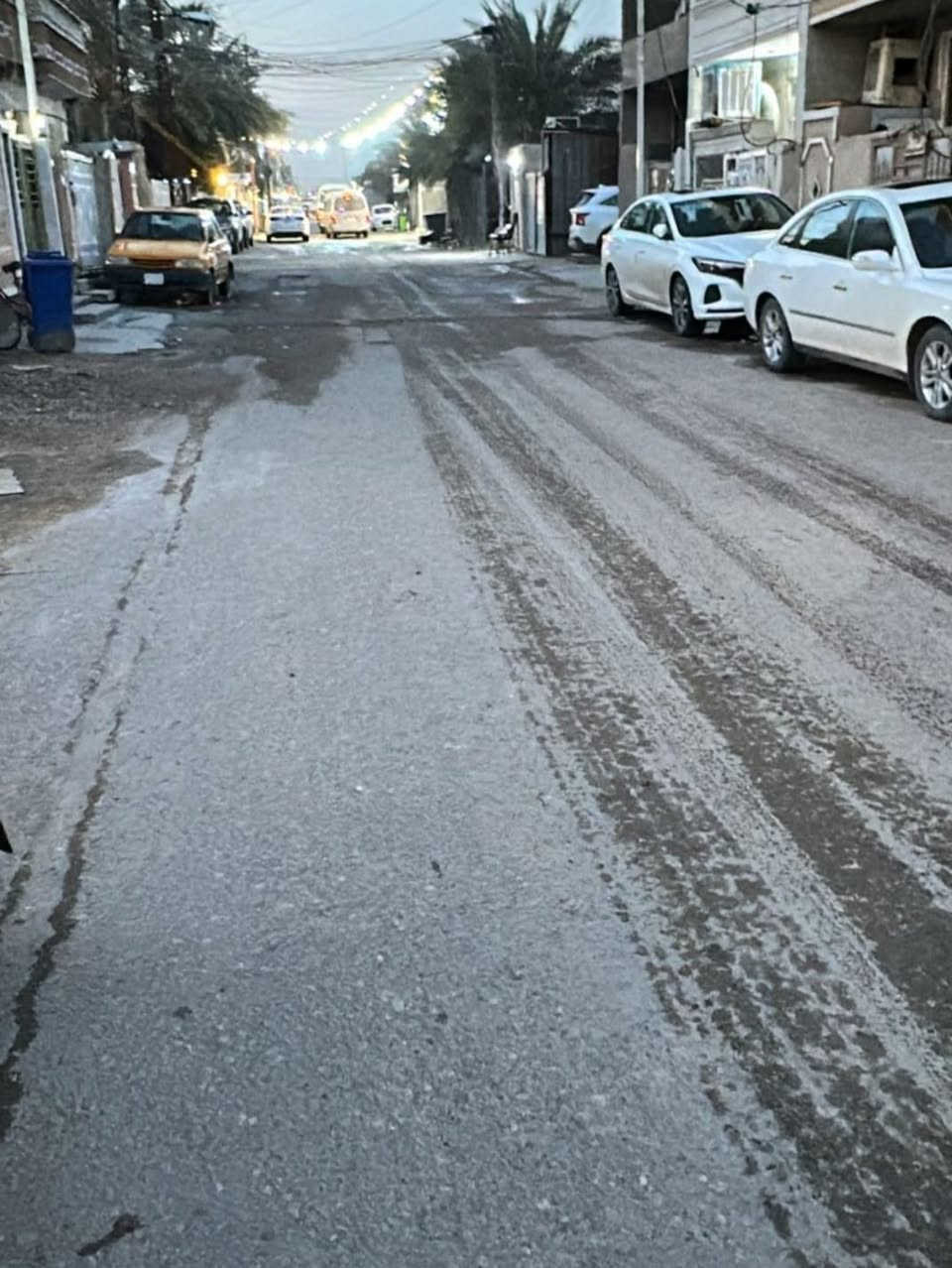 ياالله 
السلام عليكم قطعه ارض 100 متر 
واجهه 5 نزال 20 السريدات الجديده
الخفاجات قرب اسواق المنتضر 
للاستفسار ***********  السعر 65 وبيهه مجال بسيط
