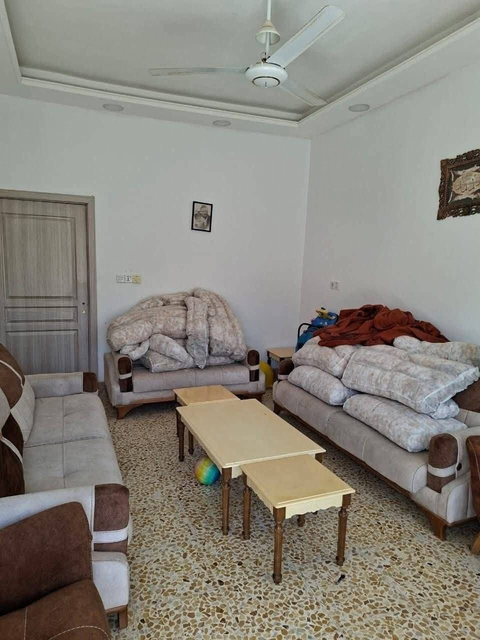🏡✨ عقارات قاسم أبو عزالدين ✨🏡
🔹 عقار للبيع /دار/
📍 الموقع: [خلف حفته بازار حي الخضراء] 
📐 المساحة: [150]  الواجهة: [7.5] 
📝 وصف العقار: [دار جدا مميز طابقين معزول بناء 2021 ]
📄 نوع ملكية العقار: [طابو صرف]
💰 السعر: عبر الخاص أو الاتصال على الأرقام التالية:
📞 معتز: ***********
📞 قاسم: ***********
📍 عنوان:المكتب /كركوك - حي تسعين -  مقابل اتحاد طلبه وا الشباب
🌟 نوفر لكم أفضل الفرص العقارية للبيع والشراء والاستثمار 🌟 مصداقية • أمانة • خدمة متميزة
#عقارات_قاسم_أبو_عزالدين #عقارات_كركوك #بيع_وشراء_العقارات #استثمار_عقاري 🏡✨
