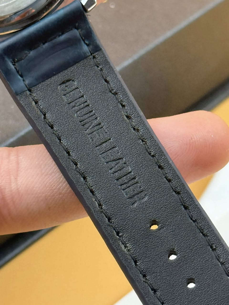 ساعه اكنايت كامله المرفقات علبه اصليه وكتلوك
جميع السناتر شغالة 
مقاوم للماء 50M
السعر 10 الاف
سعر تصفيه


**إذا كنت صاحب هذا الإعلان وتريد حذفه لأي سبب، رجاءا أرسل رسالة إلى الدعم الفني**