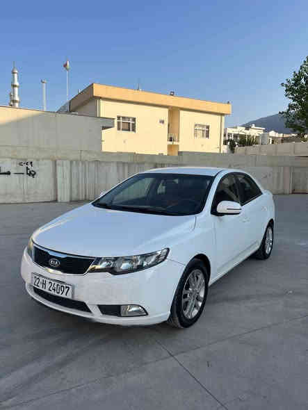 کیا سیڕاتۆ 2012 
224000 km ڕۆیشتن
گێڕومەکینەوکارەبایی بەشەرتە ➯
ڕەقەم وسنوی نوێ ➡
بستەک بۆیاخ وهەندێ قۆپی هەیە 
زۆرخاوێن وجوان مایتەوە سەیارەی ماڵە 
دینار مەسروفی نیە تحویل وغڕامە بەشەرتە
*********** ڤایبر،واتساپ
*********** لٳخوان العرب
شوێن شەقڵاوە
نرخ 95 ومجالێکی کەم شقلاوة
