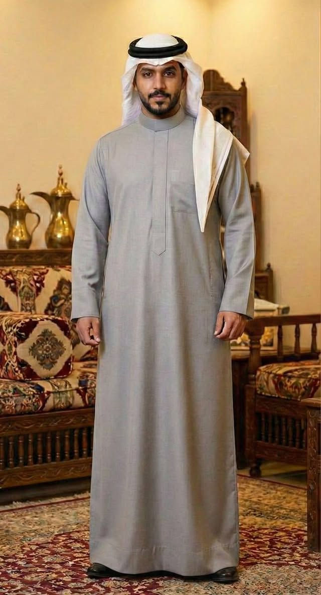 أنور الخياط لتفصيل أرقى الدشاديش الرجالية.
🔹 ياخة قميص أو عادية.
🔹 سحاب دفن أو أزرار او طباقات.
🔹 تفصيل دقيق حسب المقاس.
📞 ***********
