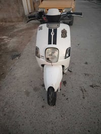 دراجه للبيع خير من الله شغاله هندر واحده دراجه حلوه ونضيفه سعر 350 وبي...