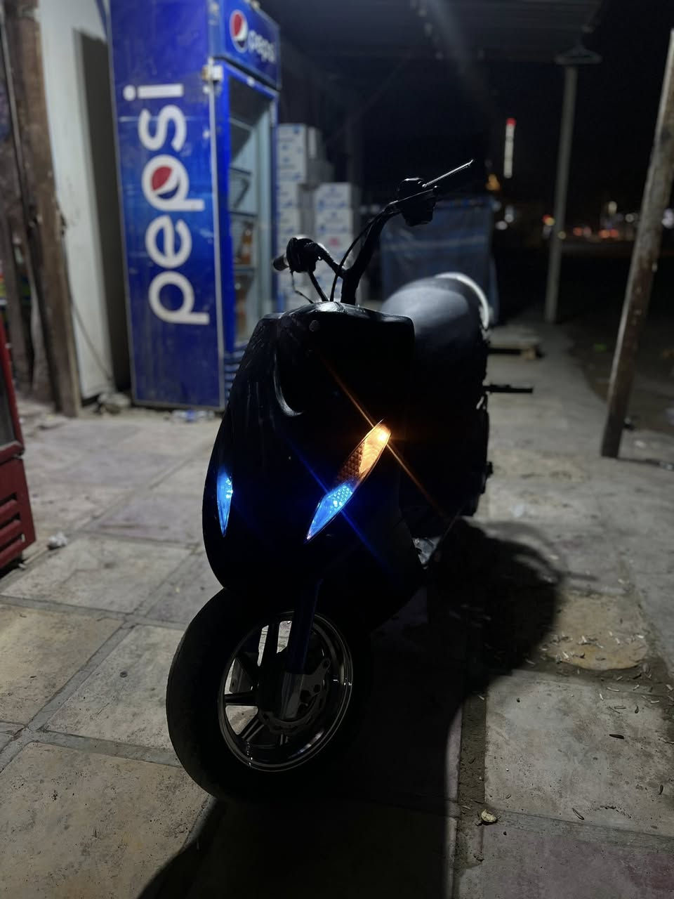 سلام عليكم ماكس عدله حربي تعمير جديد شلعه ومعدل صالنصه رياضي يدات رياضي وياله رياضي دبل رياضي سلف رياضي 55 شرط نكره سلف الدراجه مكينته بلاد 49 فقط ولفات عل فحص شلعه ومعدل الدراجه نضيفه سعر 600 وبيها مجال قليل أكاتبك عن السرقه رقمي واتساب ***********
