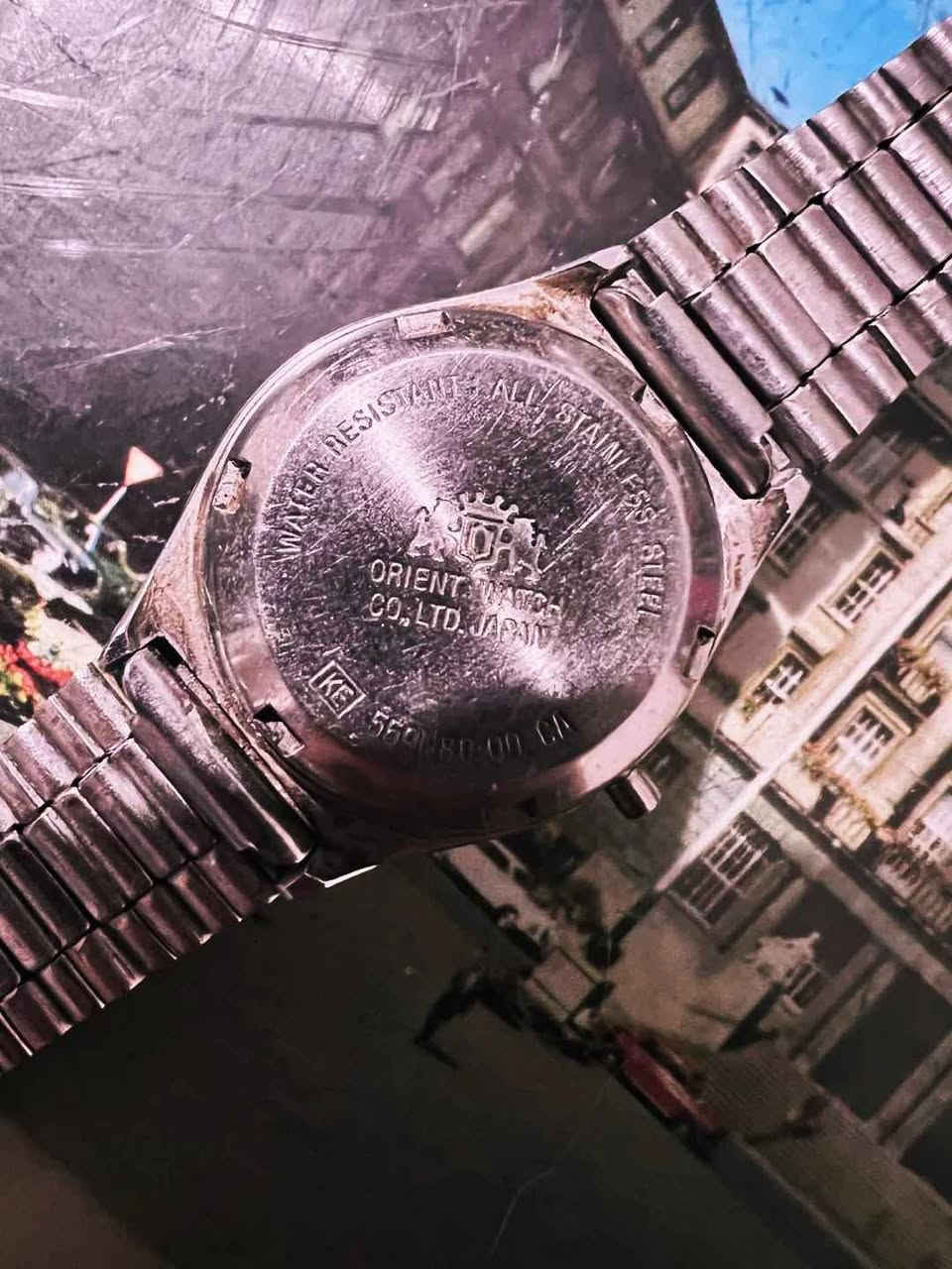 Vintage Orient 3-Star "Crystal" 21 Jewels Automatic Japan-Made Women's Watch (Circa 1978–1985). Features a Day/Date calendar function. It works efficiently and is in good condition. (Note: The metal bracelet is not original).
​📸 Please review the photos carefully as they form part of the description.
📦 Shipping: Available to all governorates.
✉️ For price and serious inquiries: Please feel free to send a direct message. الاسكندرية, مصر


**إذا كنت صاحب هذا الإعلان وتريد حذفه لأي سبب، رجاءا أرسل رسالة إلى الدعم الفني**