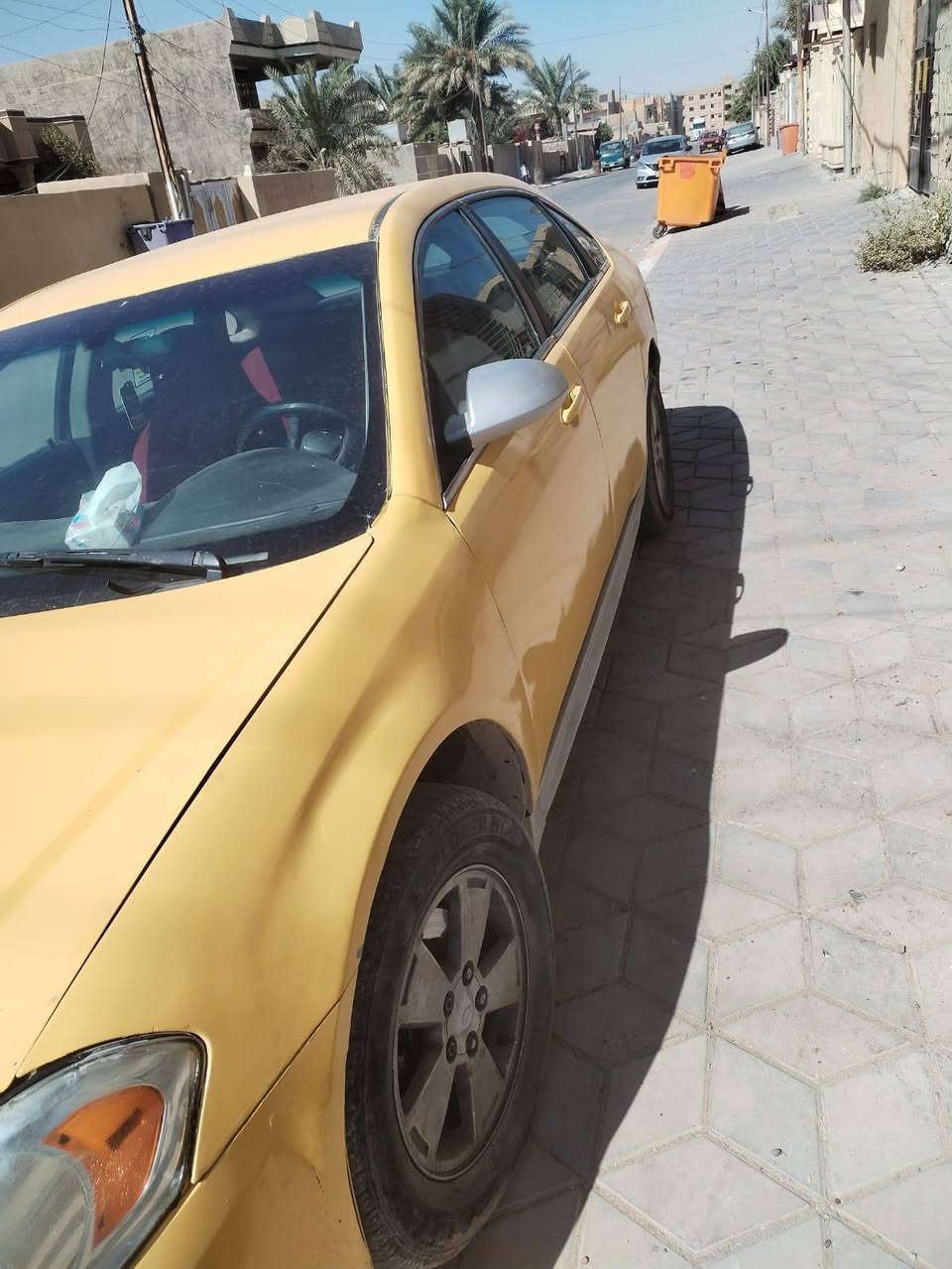 سلام عليكم انبالا 2009 تكسي للبيع محرك وكير وصدر وتبريد وتدفىه كلها بلشرط رقمها نينوى صدامي شرط التحويل السعر 45 وبيها مجال للطيبين الاستفسار اتصل ***********
