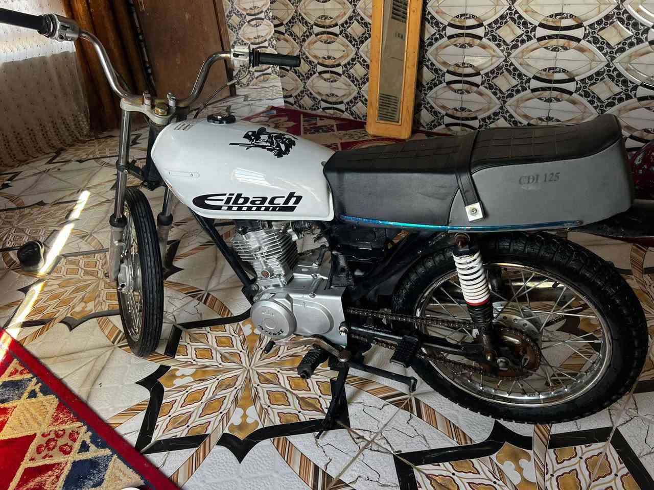 السلام عليكم انتنس للبيع السعر550 وبيه مجال
دراجه طك كارتون جديده كلش مكينه مامفتوحه  غراض كله اصليه المكان بصره كرمه علي او الهارثه سيد سامي واتساب***********
