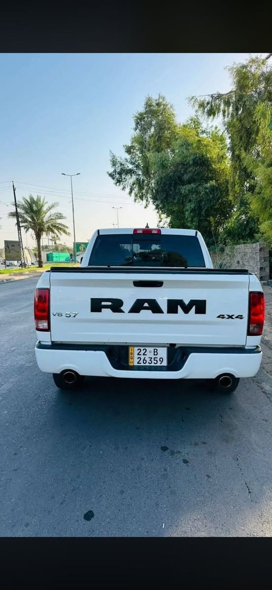 سلام عليكم دوج رام كلاسك ٢٠١٨ باب طويل بدي قصير المرغوب محرك ٨ سلندر 5.7 وارد خليجي مكفوله كفاله بس بيه بارد قليل داير مال الجاملغ الخلفي مال تاير  سياره جديده ماشيه  ٤٨ الف سياره على وضع الشركه مكان السياره بغداد 
***********
