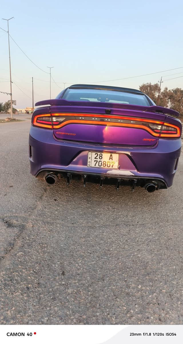 سلام عليكم جارجر للبيع او المراوس حسب القناعه السياره موديل ٢٠١٦ لون بنفسجي تغير لون السياره ٦سلندر داخل جلد فول السياره ماعده السلايت تبريد ثلج صدر الامامي نص عمر الخلفي جيد غرفه السياره حلوه شاشه جبيره تخم سماعات جدد كير ومكينه كفاله مكينه ٣٦٠٠ السياره مصبوغه عام تغير لون حادثه جاملغ امامي وباب السايق السعر ١٢٥ العنوان تاجي سبع البور الرقم ***********
